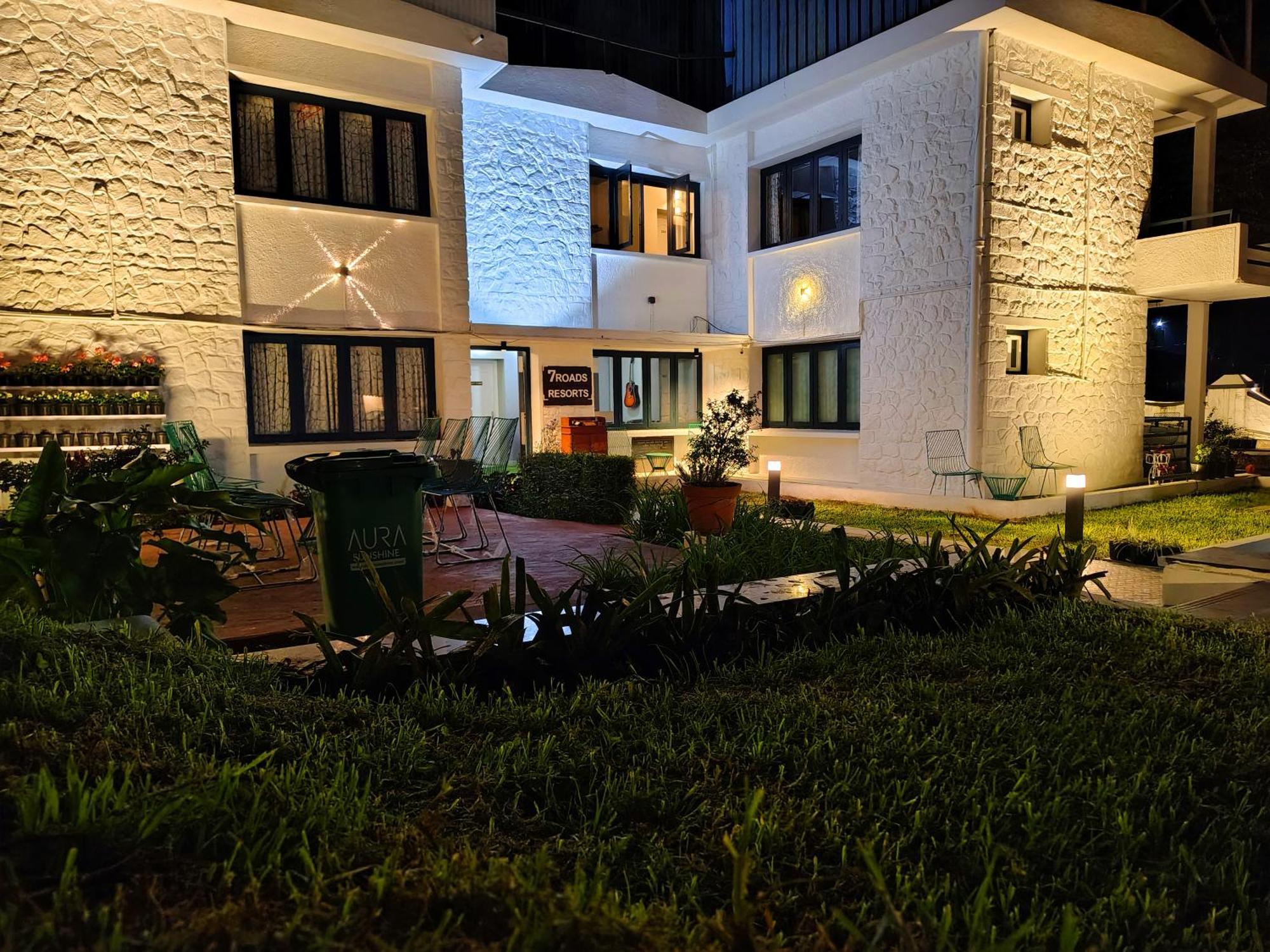 7 Roads Resort 50Mts To Lake كوديكانال المظهر الخارجي الصورة